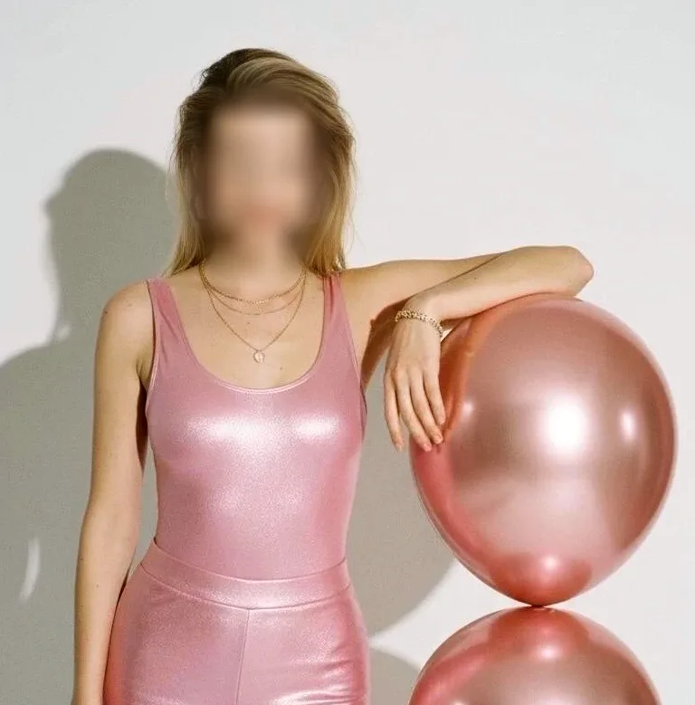 Eleonora, 33 anni